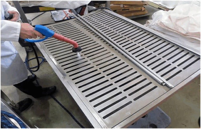 commercial vehicle cleaning services